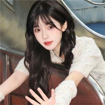 滑板女孩